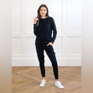 EUC Cozy Earth Soft and Cozy Bamboo Black Jogger M